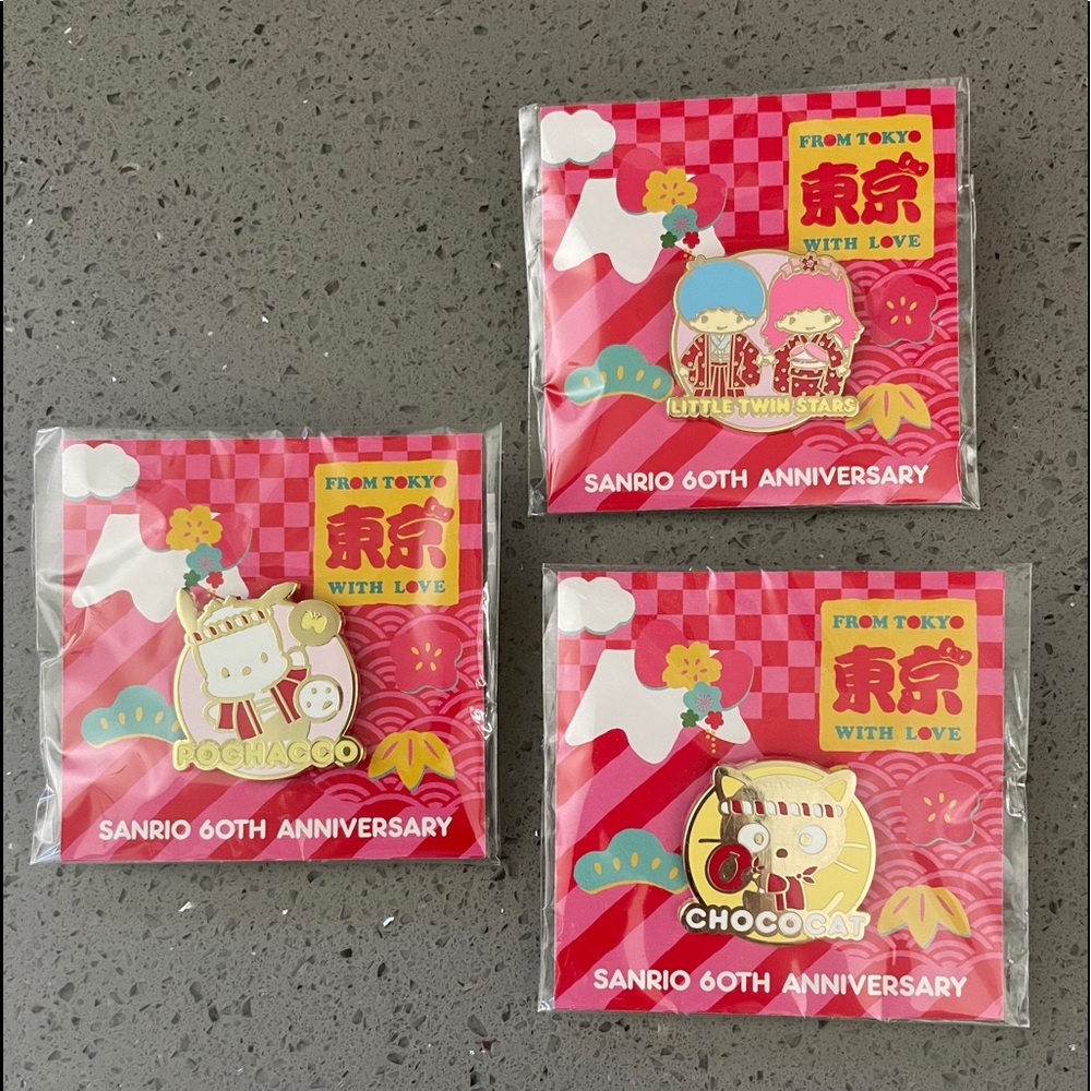 Sanrio pins! 💕